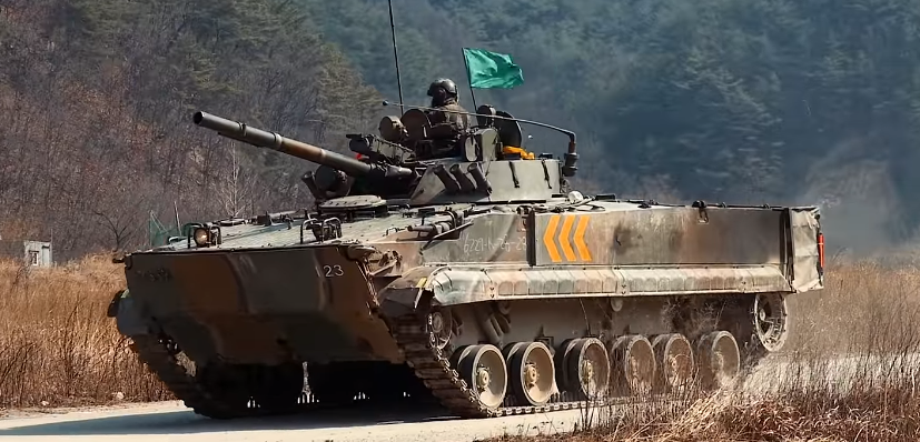 BMP-3 전투장갑차 1.png
