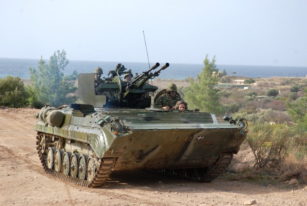 Greece_upgrades_its_BMP_1A1_OST_infantry_fighting_vehicles.jpg