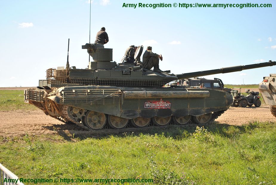 Russian_army_has_received_T-90M_main_battle_tanks_and_BMPT_fire_support_vehicles_925_001.jpg