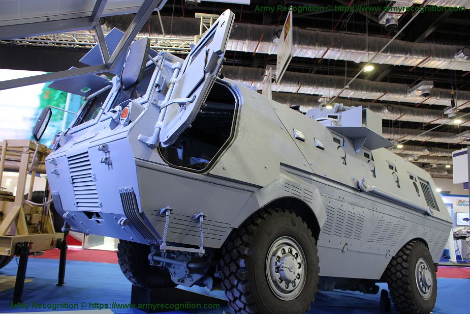 Fadh-300_new_Egyptian_made_4x4_APC_armored_personnel_carrier_EDEX_2018_Egypt_defense_exhibition_925_001.jpg