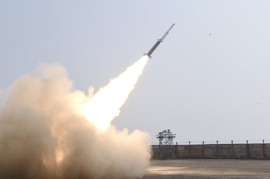 Indian_DRDO_tests_Solid-Fueled_Ducted_Ramjet.jpg