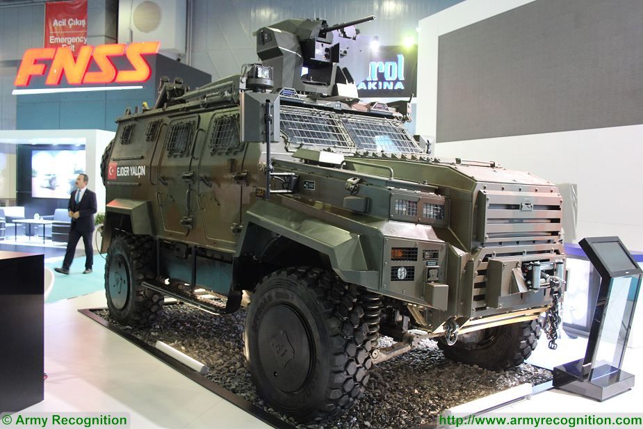 Turkey_and_Uzbekistan_to_produce_jointly_Ejder_Yalcin_III_4x4_armored_vehicle_925_001.jpg