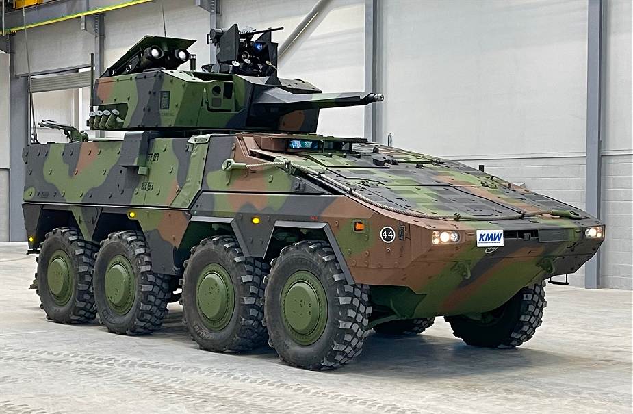 New_variant_of_Boxer_8x8_armored_fitted_with_RT60_turret_for_Middle_East_customer_925_001.jpg