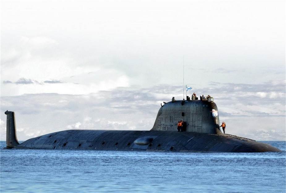 Russian_Navy_finalizes_next_stage_of_sea_trials_with_Project_885M_Yasen-M_nuclear-powered_submarine_Kazan_925_001.jpg