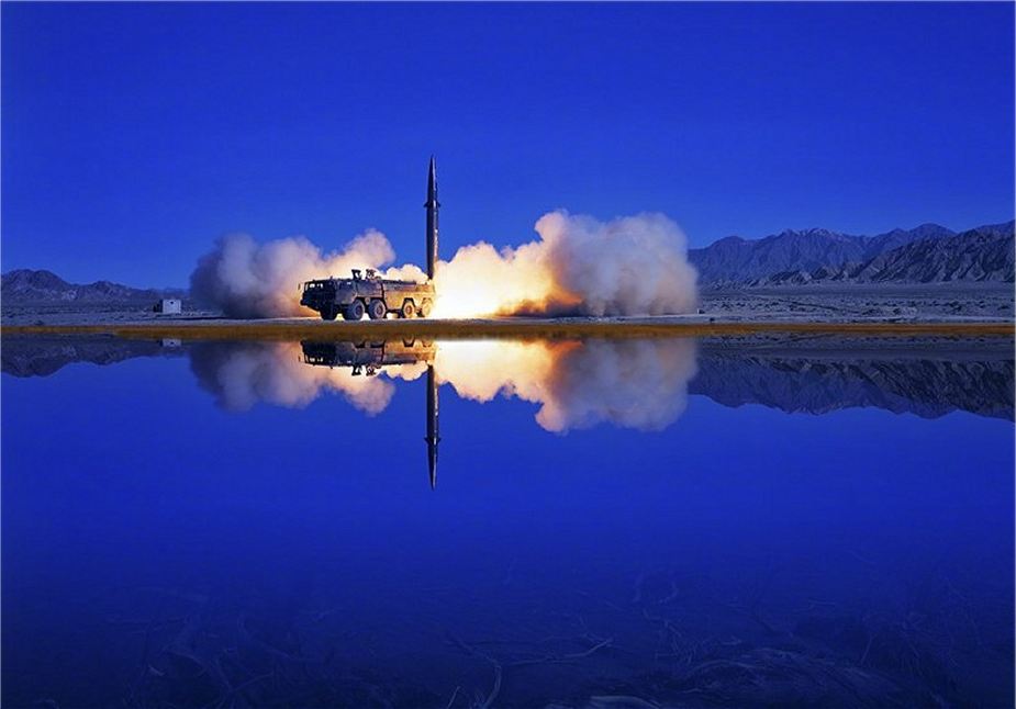 China_has_test-fired_local-amde_DF-11_short-range_ballistic_missile_925_001.jpg