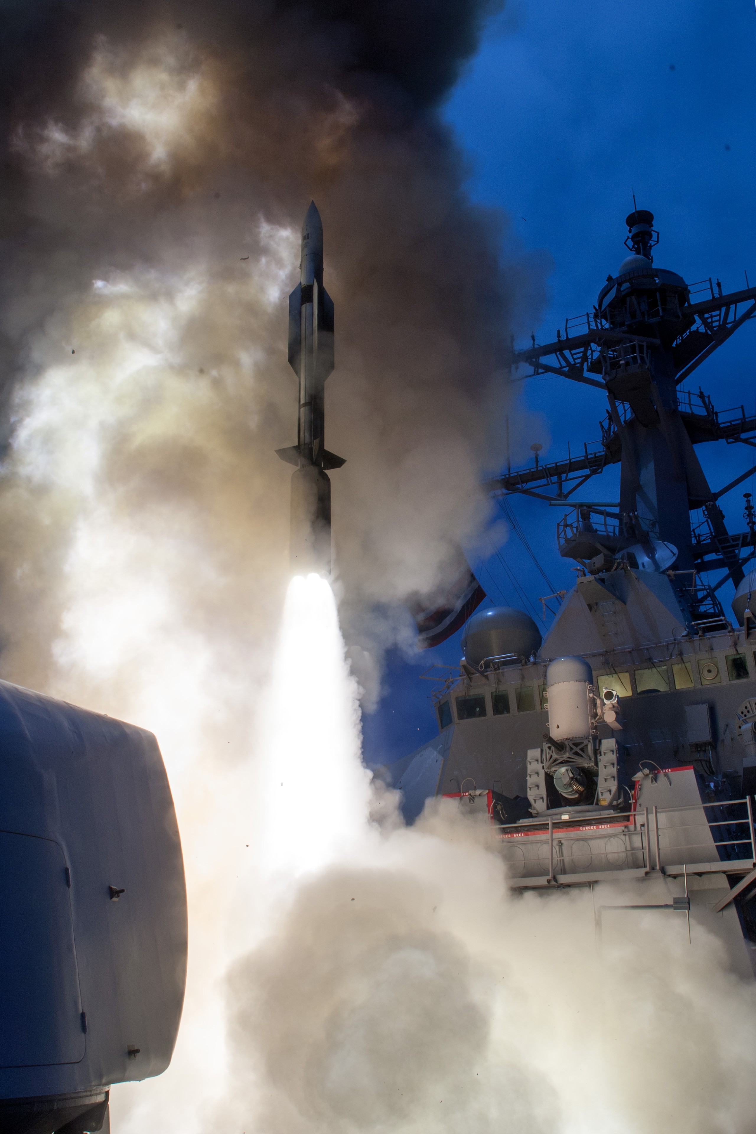 USS_John_Paul_Jones_(DDG-53)_launches_RIM-174_June_2014.jpg