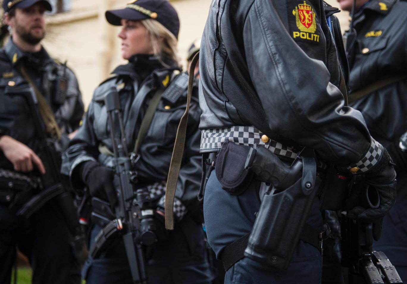 Norwegian-Police-Armed.jpg