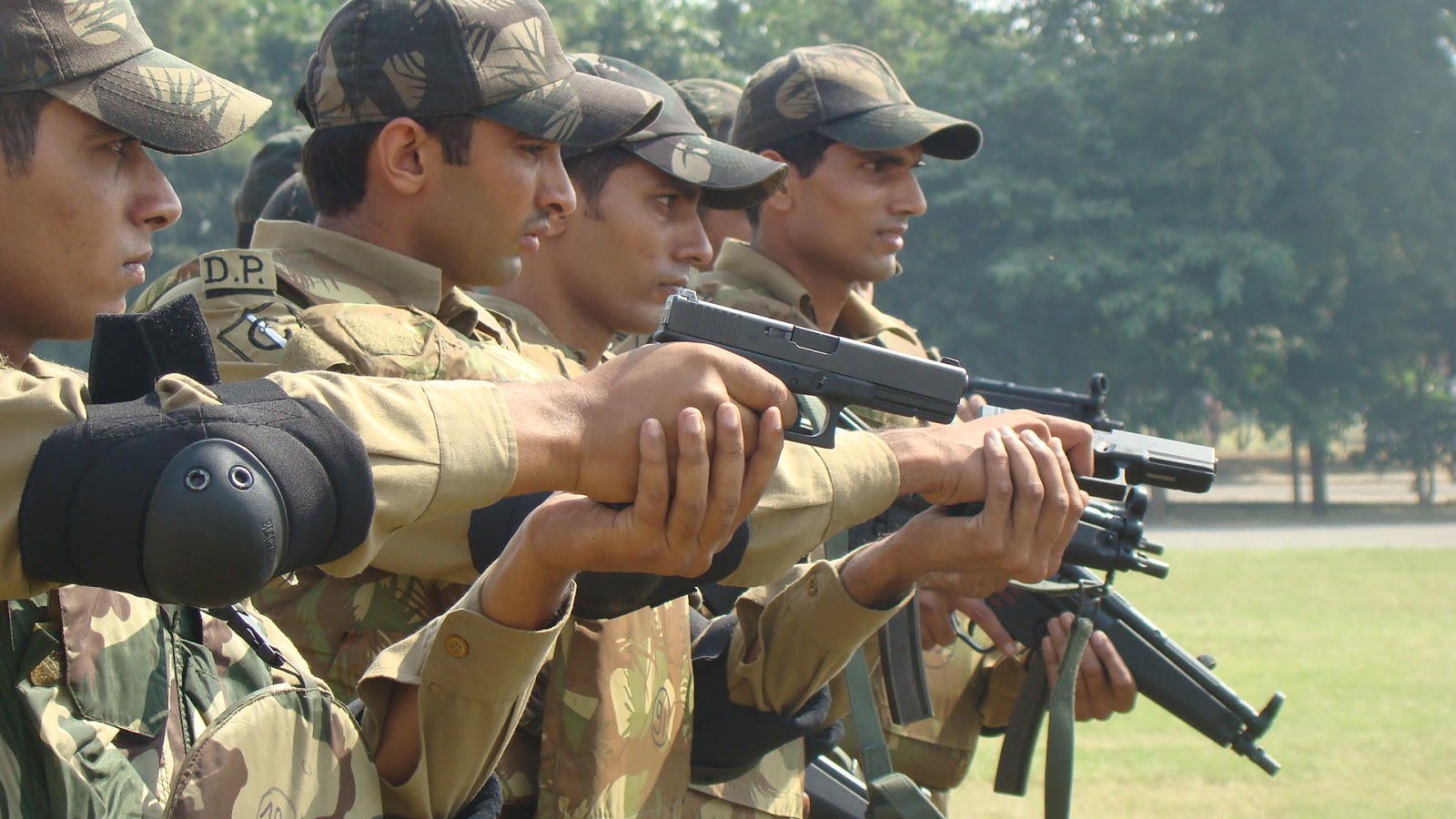 Delhi Police Commando Homeland Warriors magazine_2.JPG