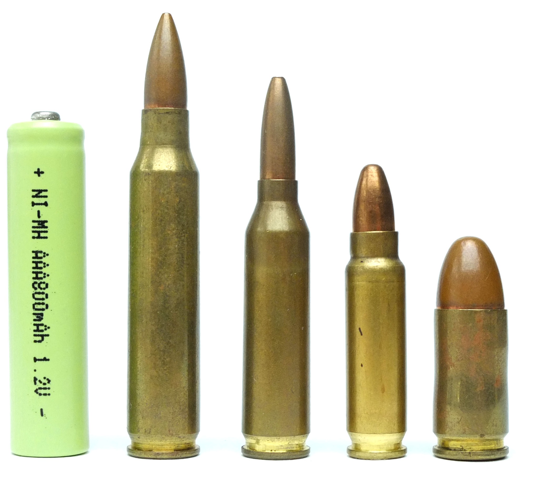 Cartridge_Comparison_5.56x45mm,_4.6x30mm_HK,_5.7x28mm_FN_and_9x19mm_Para.jpg