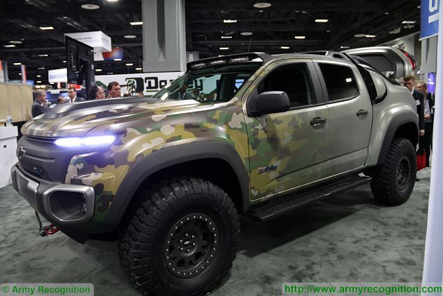 US_Army_shows_interest_for_vehicles_powered_by_hydrogen_fuell_cells_as_the_GM_ZH2_demonstrator_640_001.jpg