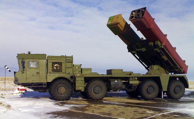 Russian_Tornado-S_300mm_Multiple_Launch_Rocket_System_MLRS_successfully_passed_state_trials_640_001.jpg