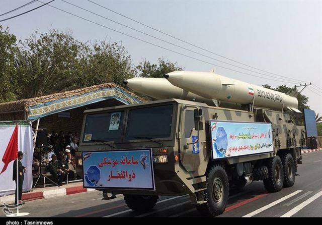 Iran_displays_new_Zolfaqar_ballistic_missile_during_military_parade_in_Bandar_Abbas_640_001.jpg