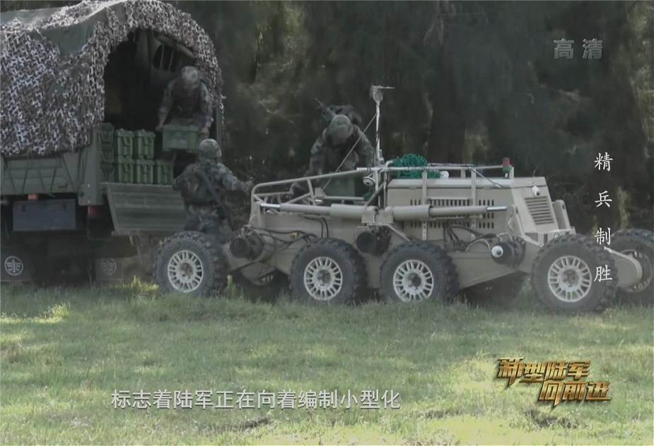 Chinese_uses_new_Dragon_Horse_II_8x8_UGV_Unmanned_Ground_Vehicle_to_carry_ammunition_925_001.jpg