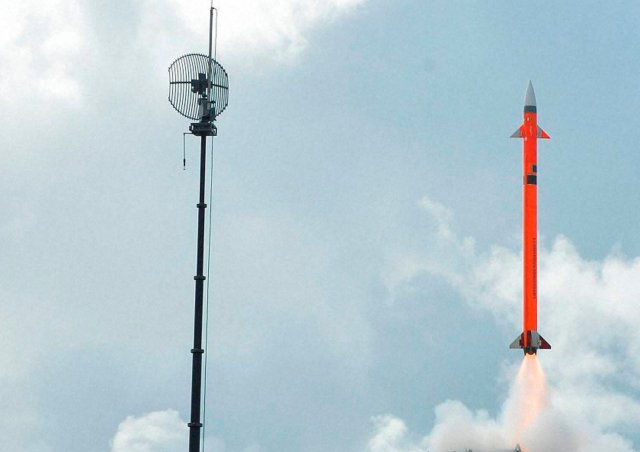 India_successfully_test_fires_land_based_variant_of_its_Barak_8_air_defense_missile_system_640_001.jpg