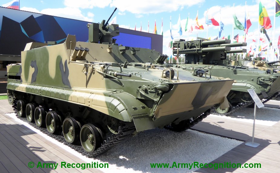 Russian_amphibious_BT-3F_APC_armored_personnel_carrier_ready_for_serial_production.jpg