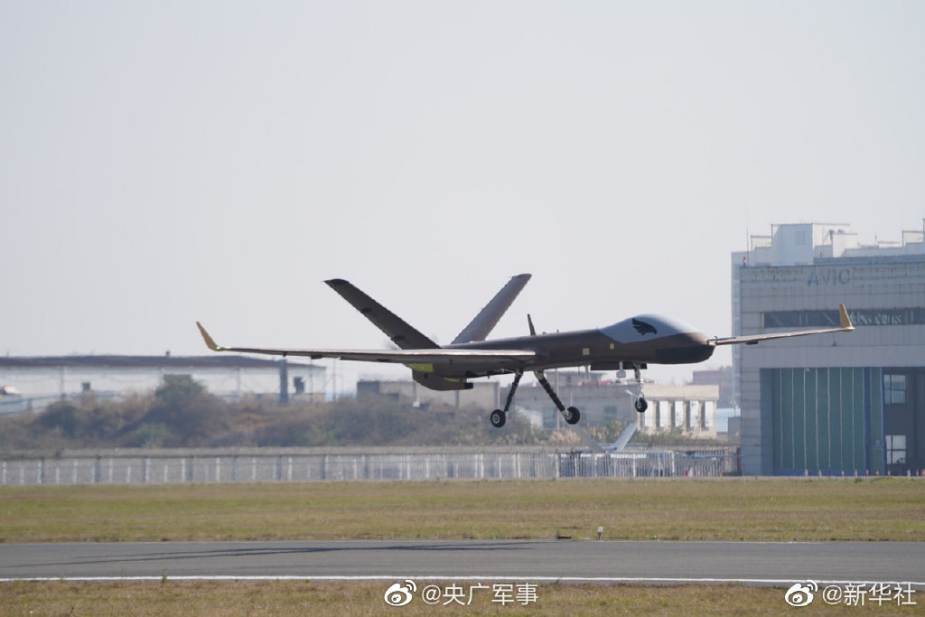 New_Wing_Long_1E_MALE_UAV_from_China_conducts_its_maiden_flight_925_001.jpg