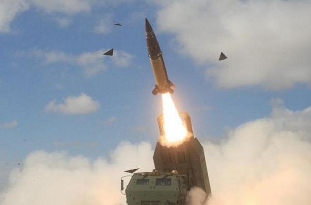 Lockheed_Martin_successfully_tested_TACMS_Tactical_Missile_System_launched_from_HIMARS_640_001.jpg