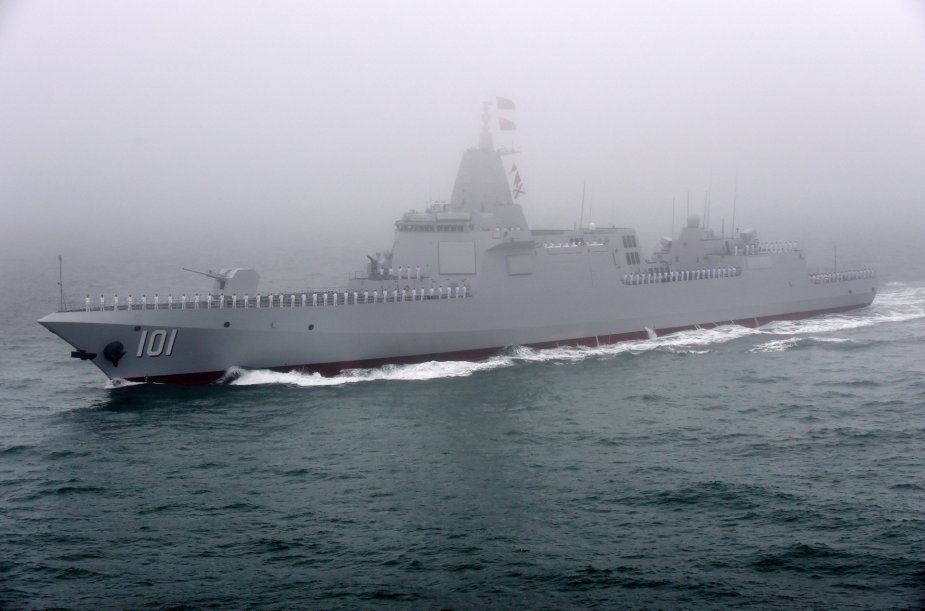 Chinas_10000_ton-class_destroyer_Nanchang_now_equipped_with_long-range_missiles_925_001.jpg