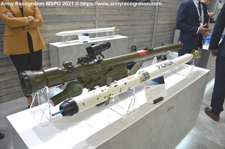 Poland_confirms_the_supply_of_Piorun_GROM-M_MANPADS_air_defense_missile_systems_to_Ukraine_925_001.jpg