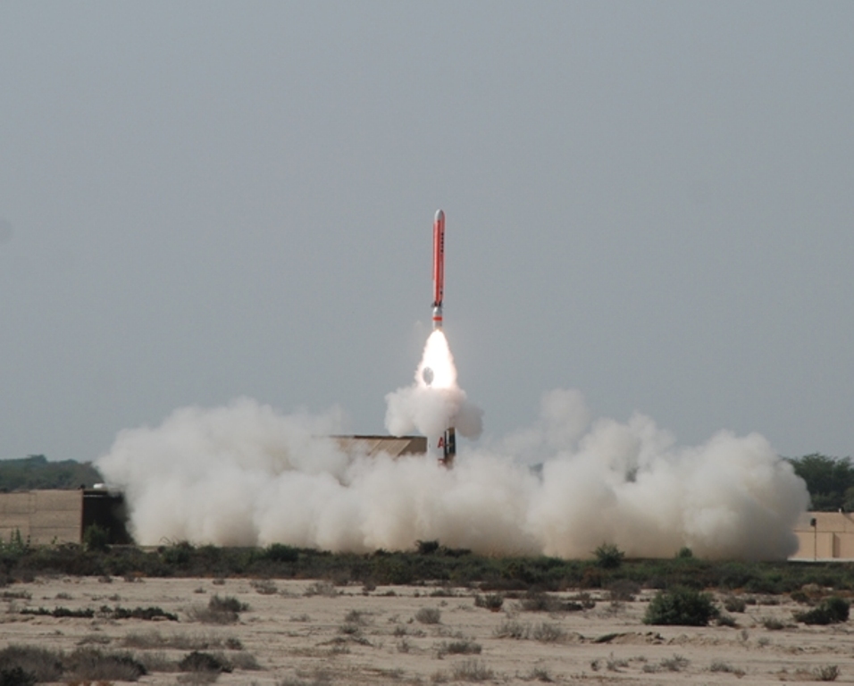 Pakistan-Successfully-Tests-Hatf-VII-Babar-Cruise-Missile-from-a-new-caniste-submarine-launched-version-2.jpg