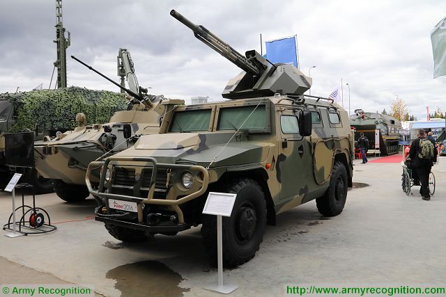 Russian_Company_VPK_unveils_new_unmanned_Tigr_4x4_armoured_vehicle_with_30mm_cannon_640_001.jpg