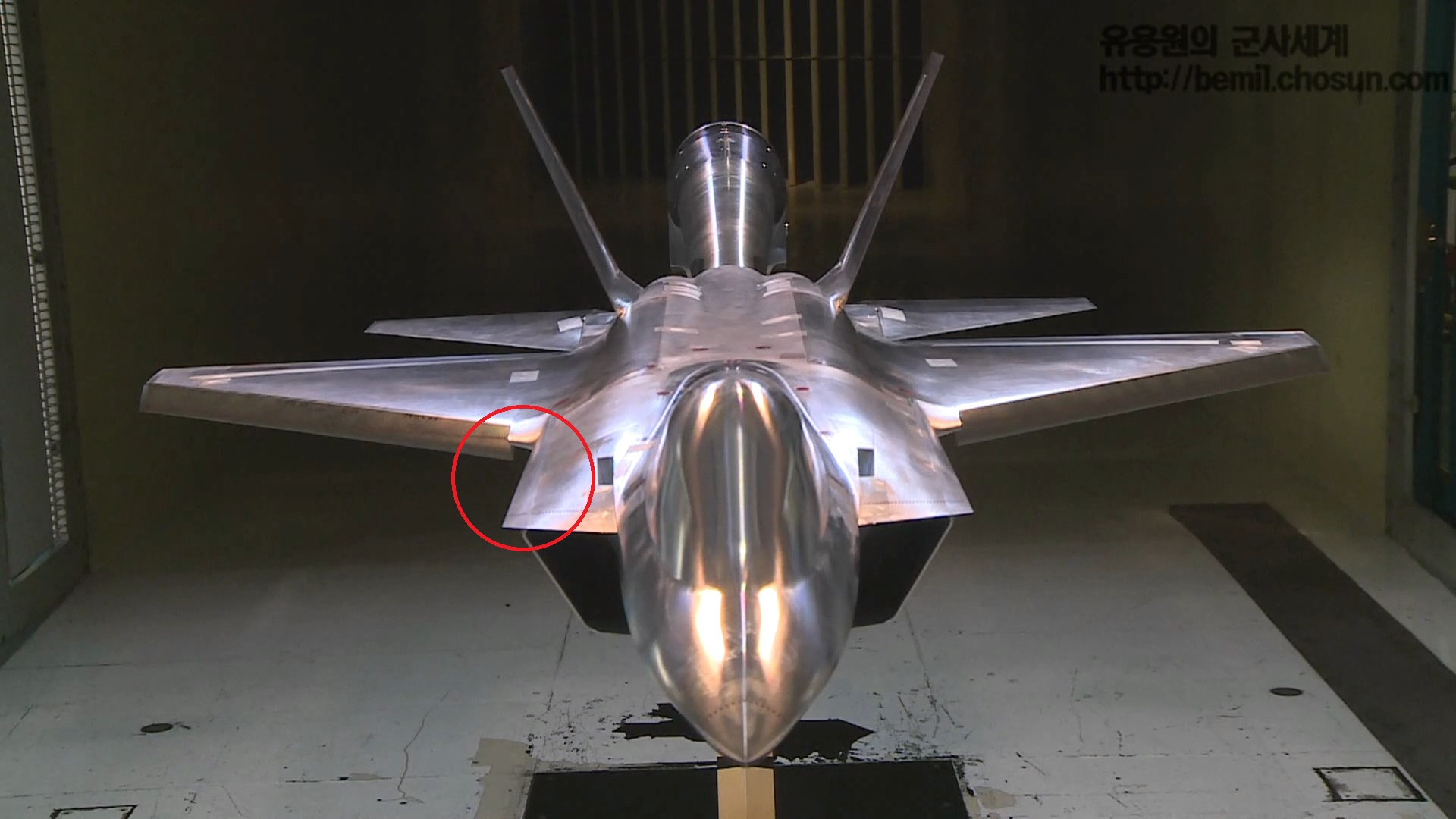 한국형 전투기 (KF-X) 첫 풍동시험 전 과정 공개! 기체 형상 디자인 본격화 1.jpg