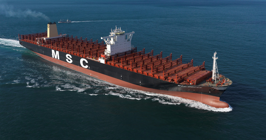 Worlds-Biggest-Containership-Christened.jpg