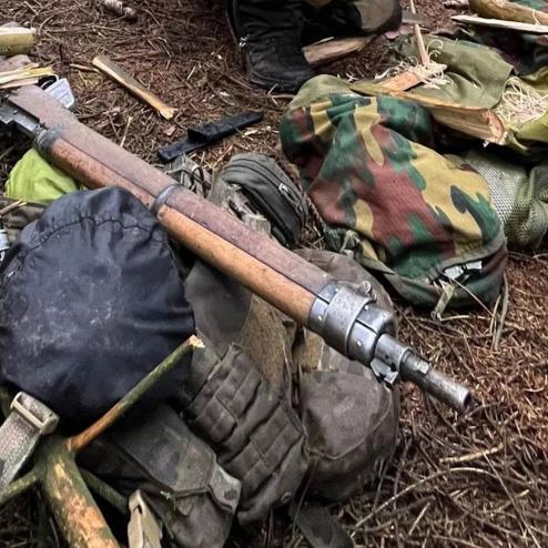 리엔필드 소총을 쓰는 22년의 벨기에 군 특수부대 후보 생