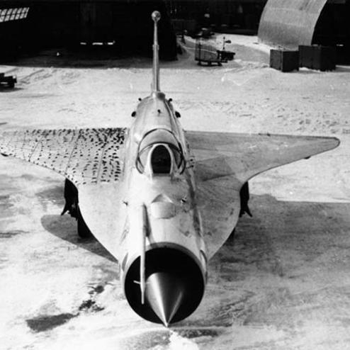 MiG-21 기반 테스트배드 두개