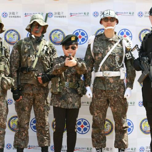 대한민국 어느 기계화 부대 정찰대 및 헌병특임대의 평범한 장구류 및 복장