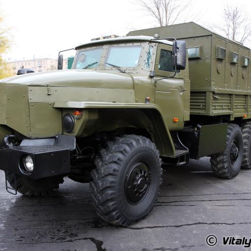 러시아 내무군 장갑트럭