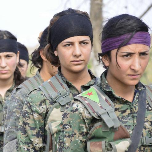 ISIS 를 대상으로 오늘도 전투를 벌이고 있는 쿠르드 YPG 소속 여자 대원들