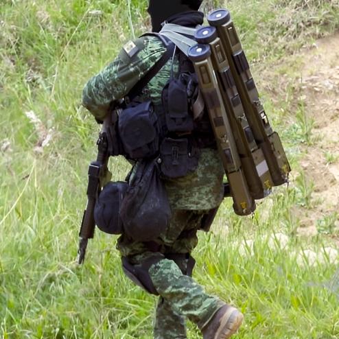 M72 LAW를 대량으로 휴대한 멕시코 육군 특수부대 CFE