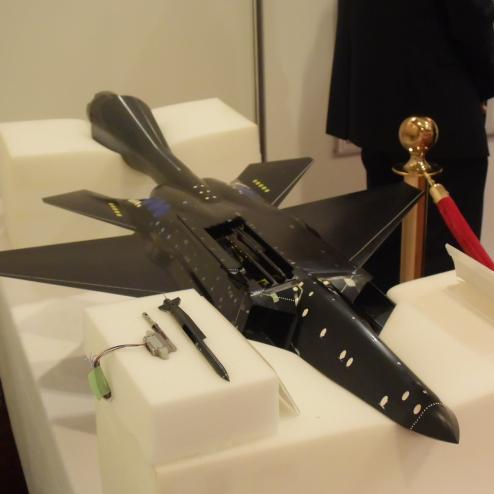 일본 자국산 차기 전투기 풍동시험용 모형