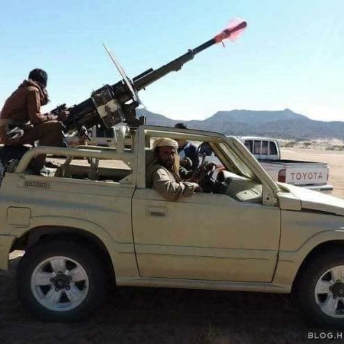 예멘에서 쓰인 초소형 SUV 테크니컬
