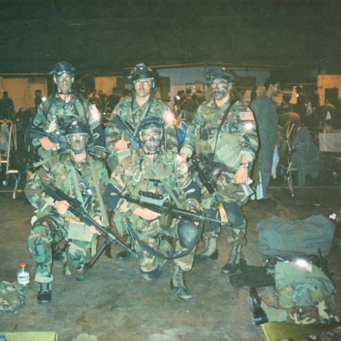 FN MAG를 쓴 파나마 침공 당시 델타포스 요원