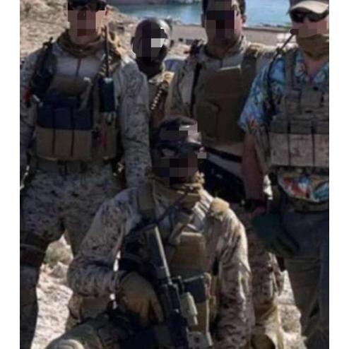 사우디 해군 특수부대와 영국 SAS 의 단체 사진