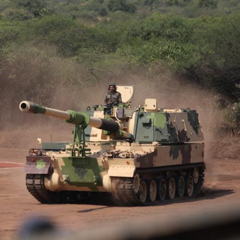 포병부대 현대화를 위해 인도군이 도입한 M777 견인포와 K-9 자주포